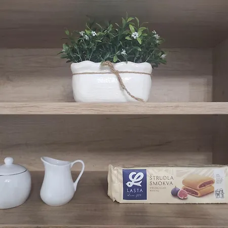 Ana Apartment